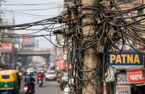 पटना में अंडरग्राउंड बिजली सप्लाई को मंजूरी, खंभे और तार हटाएगी नीतीश सरकार
