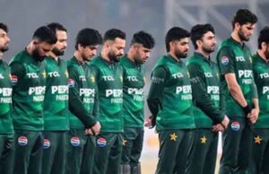 टी20 WC में पाकिस्तान के खिलाड़ी काली पट्टी में मैदान में उतरेंगे, PCB ने किया नया ऐलान