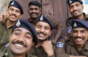 ‘शक्ल अच्छी नहीं तो क्या हुआ, सरकारी नौकरी तो है’: 6 कॉन्स्टेबल ने बनाई रील, नोटिस जारी