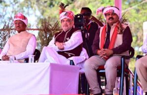 स्कूली बच्चों की प्रस्तुति से प्रभावित हुए केंद्रीय गृह मंत्री शाह , ताली बजाकर बढ़ाया उत्साह