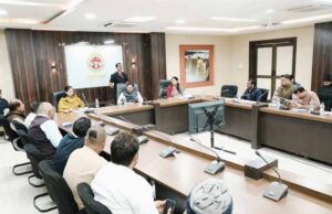 सड़क चौड़ीकरण के लिए किसानों की सहमति से भूमि होगी अधिग्रहीत: उप मुख्यमंत्री शुक्ल