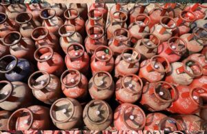 मध्य प्रदेश में LPG संकट, कमर्शियल सिलेंडर का सिर्फ दो दिन का स्टॉक, 15 लाख उपभोक्ताओं पर असर