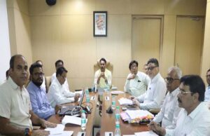 सिंचाई परियोजनाओं को निर्धारित समय अवधि में पूरी गुणवत्ता के साथ पूर्ण करें : मंत्री सिलावट