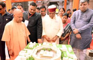 मुख्यमंत्री ने किए मां विंध्यवासिनी के दर्शन चैत्र नवरात्रि से पहले गोरक्षपीठाधीश्वर ने मां के चरणों में लगाई हाजिरी