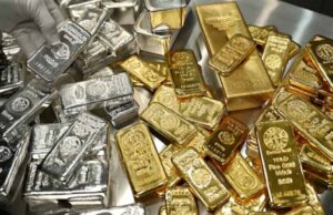 ईरान युद्ध का असर: सोना ₹12,000 टूटा, चांदी ₹31,000 लुढ़की—सालभर में कितनी आई गिरावट?
