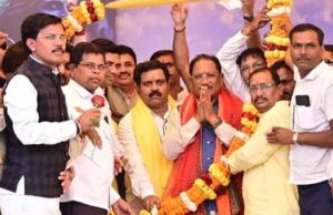 मुख्यमंत्री साय ने जुनवानी नर्मदा धाम में की पंच कुंडीय रुद्र महायज्ञ की परिक्रमा