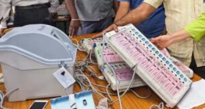 EVM के बटन पर गोंद या परफ्यूम लगाने पर होगी सख्त कार्रवाई, बंगाल चुनाव से पहले EC का अलर्ट