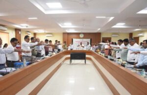 रायपुर : पर्यटन एवं संस्कृति मंत्री राजेश अग्रवाल ने दिलाई जनगणना शपथ