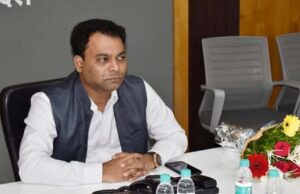 विभागीय समन्वय और समयबद्ध कार्ययोजना के साथ कार्य करें : आयुक्त भोंडवे