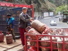 रांची में अवैध गैस सिलेंडर कारोबार पर बड़ी छापेमारी, 200+ सिलेंडर जब्त