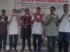 बंदूक छोड़ थामा ट्रैक्टर का स्टीयरिंग: नारायणपुर में आत्मसमर्पित नक्सलियों की नई पारी