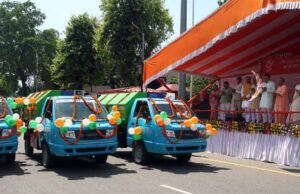 सीएम योगी बुधवार को करेंगे 250 इलेक्ट्रिक व सीएनजी वाहनों का फ्लैग ऑफ, लखनऊ में कूड़ा प्रबंधन को मिलेगी नई रफ्तार