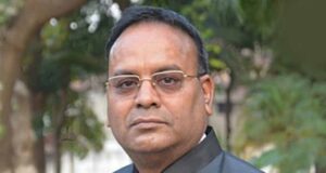 Mallikarjun Kharge के बयान पर Ajay Chandrakar का तंज- ‘संन्यास लेकर जपे माला’