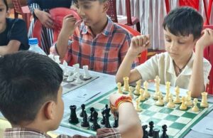 नक्सलगढ़ के युवा चमके: शतरंज में अंडर-15 में मयंक, अंडर-11 में अयांश ने जीता खिताब