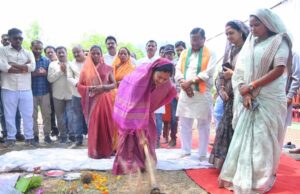 मंत्री लक्ष्मी राजवाड़े ने 13.22 करोड़ के विकास कार्यों का किया शुभारंभ