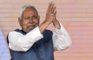 बिहार में खत्म होगा सस्पेंस, नीतीश कुमार की दिल्ली में बड़ी बैठक और अब बीजेपी का होगा मुख्यमंत्री