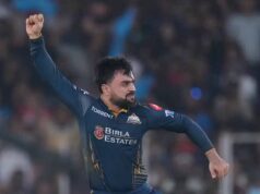 RCB 155 पर ऑलआउट, अरशद-होल्डर की घातक गेंदबाज़ी