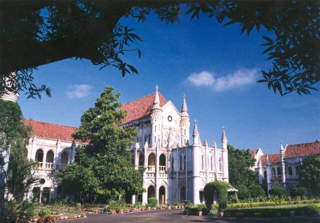 cOURT_01-1.jpg