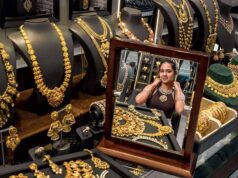 मजबूत डॉलर के कारण सोने और चांदी में बिकवाली, कीमतें 1.6 प्रतिशत तक घटीं