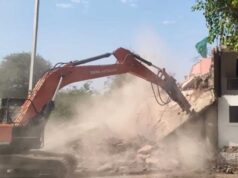 सिंहस्थ-2028 की तैयारी तेज: ओंकारेश्वर में शासकीय जमीन पर चला बुलडोजर, अतिक्रमण हटाने की बड़ी कार्रवाई