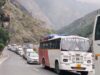 जोशीमठ में 7 किमी लंबा जाम, गर्मी और छुट्टियों में वाहनों का भारी दबाव