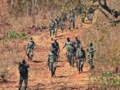 गरीबी से हथियार तक और फिर वापसी: नक्सली कमांडरों की कहानी