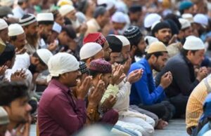 सड़क पर नमाज को लेकर बढ़ा विवाद, मौलाना साजिद रशीदी की ‘थूक-पेशाब’ वाली दलील चर्चा में
