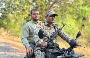 सुशासन की मोटरसाइकिल से दुर्गम पहाड़ों तक पहुँचे कलेक्टर-एसपी