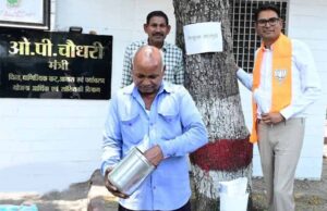 ओपी चौधरी का अनोखा अंदाज: ‘झालमुड़ी के साथ जीत का स्वाद’ वाला वीडियो वायरल
