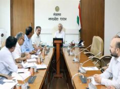 हर जिला अपनी अर्थव्यवस्था बनाने की पहल करे
