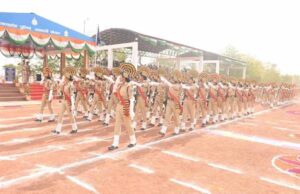 पुलिस प्रशिक्षण शाला भौंरी में चतुर्थ नव आरक्षक बैच का दीक्षांत परेड समारोह संपन्न