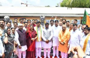 मध्यप्रदेश राज्य पशुधन एवं कुक्कुट विकास निगम के अध्यक्ष केशव सिंह बघेल ने किया पदभार ग्रहण