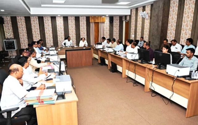 meeting_02.jpg