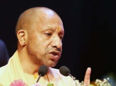 सड़क पर नमाज को लेकर CM योगी सख्त, बोले- प्यार से मानो, नहीं तो कानून अपना काम करेगा