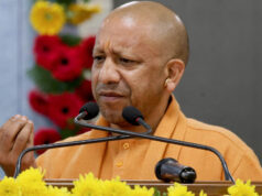 महराजगंज में CM योगी का बड़ा तोहफा! करोड़ों की परियोजनाओं का शिलान्यास, लाभार्थियों को सौंपी घर की चाबियां