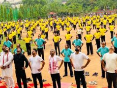 झारखंड में योग दिवस की धूम, हजारों लोगों ने किया सामूहिक योगाभ्यास