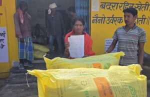 खरीफ सीजन से पहले किसानों को बड़ी राहत, सोसाइटियों में आसानी से मिल रहा खाद; महिला किसान सरिता ने CM विष्णु देव साय का जताया आभार