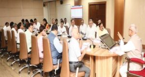सिकल सेल उन्मूलन प्रयासों को दें सघनता : राज्यपाल पटेल