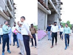 निर्माणाधीन जगदेव राम उरांव कल्याण आश्रम चिकित्सालय का प्रभारी सचिव श्री अंकित आनंद ने किया निरीक्षण