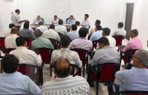 लोक निर्माण विभाग के सचिव ने कार्यों की धीमी गति पर जताई नाराजगी