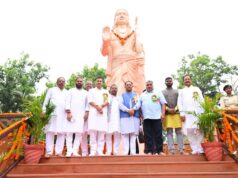 मातृशक्ति एवं प्रकृति के प्रति श्रद्धा का अनुपम संगम : मुख्यमंत्री विष्णु देव साय ने “राम वाटिका” में किया रुद्राक्ष का पौधारोपण