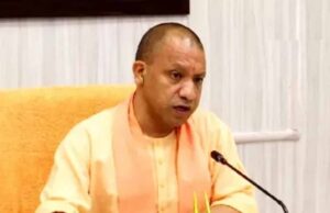बुनकरों को मिलेगी आधुनिक मशीनें, मंत्री राकेश सचान ने दिए निर्देश