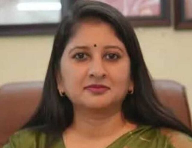 mahila_01-3.jpg