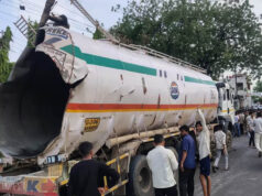 खरगोन में टैंकर में भीषण ब्लास्ट: वेल्डिंग के दौरान हुआ विस्फोट, 500 मीटर दूर तक उड़े परखच्चे