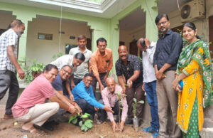 माधव महाविद्यालय ने डॉ. संजय कुमार पाण्डेय एवं दीपक बंसल का अभिनंदन किया
