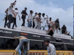 भोपाल में किसान आंदोलन के बीच बड़ा फैसला, CM मोहन यादव ने बनाई वार्ता समिति; अर्धनग्न प्रदर्शन से बढ़ा सियासी ताप