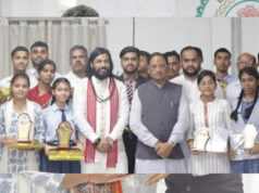 रायपुर : मुख्यमंत्री विष्णुदेव साय ने मेधावी विद्यार्थियों का किया सम्मान