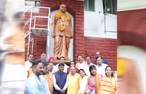 डॉ. श्यामा प्रसाद मुखर्जी की जयंती पर वन मंत्री कश्यप ने अर्पित की पुष्पांजलि