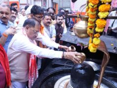 गुरु पूर्णिमा पर कोसमनारा पहुंचे मुख्यमंत्री विष्णु देव साय, सत्यनारायण बाबा धाम में की पूजा-अर्चना