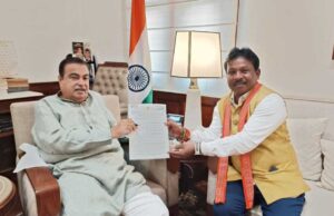 बस्तर में सड़क विकास को मिलेगी नई गति : सांसद महेश कश्यप ने केंद्रीय मंत्री नितिन गडकरी से की मुलाकात